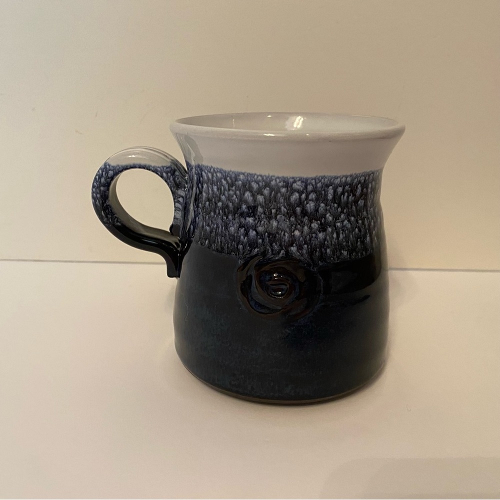 NEW PAUL MALONEY POTTERY MUG BLUE WHITE WEXFORD IRELAND NWT 12 oz Home Dining - Picture 2 of 8